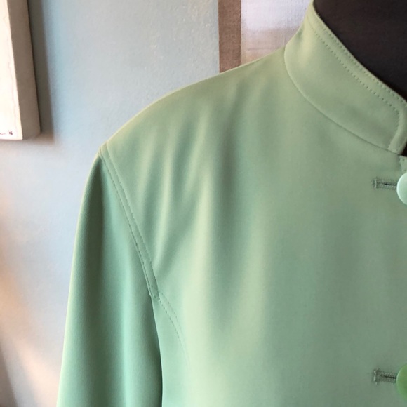 Evelyn & Arthur Nehru Collar Green Jacket - Picture 3 of 7